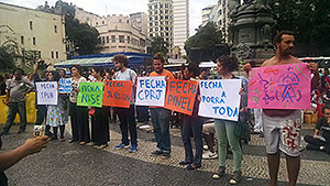 ato-pelo-dia-da-luta-antimanicomial-acontece-no-largo-da-carioca-e-mobiliza-a-populacao