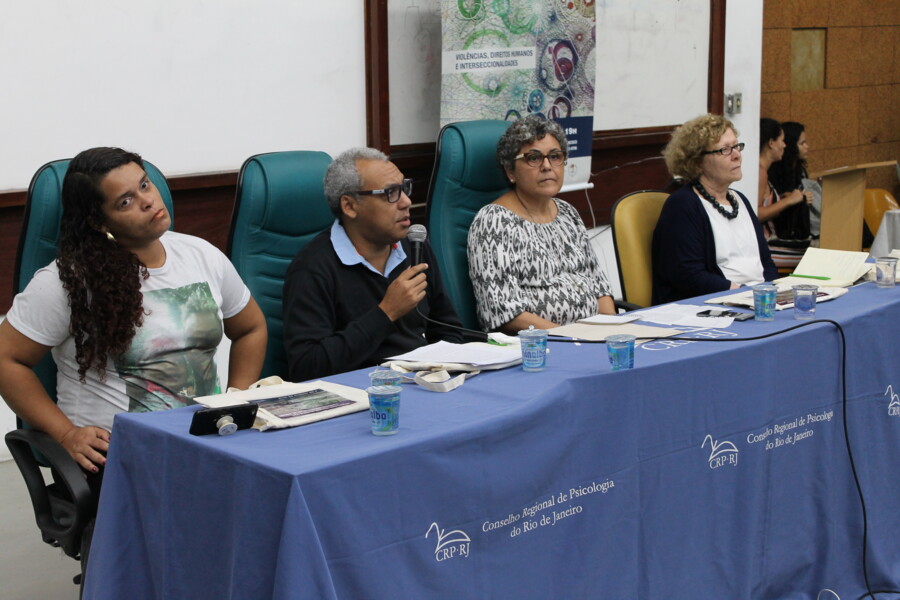 parte-final-do-12o-seminario-de-dh-tem-lancamento-de-livros-e-debates-sobre-genero-racismo-e-encarceramento